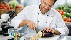 Semi di melanzana e tumore al colon: cosa dice davvero lo studio e cosa non sappiamo ancora